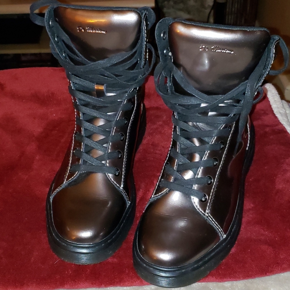 💯Dr. MARTENS Metalic Combat Boots